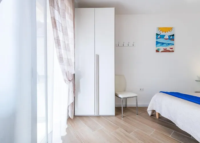 Stella Azzurra * 维拉西米乌斯